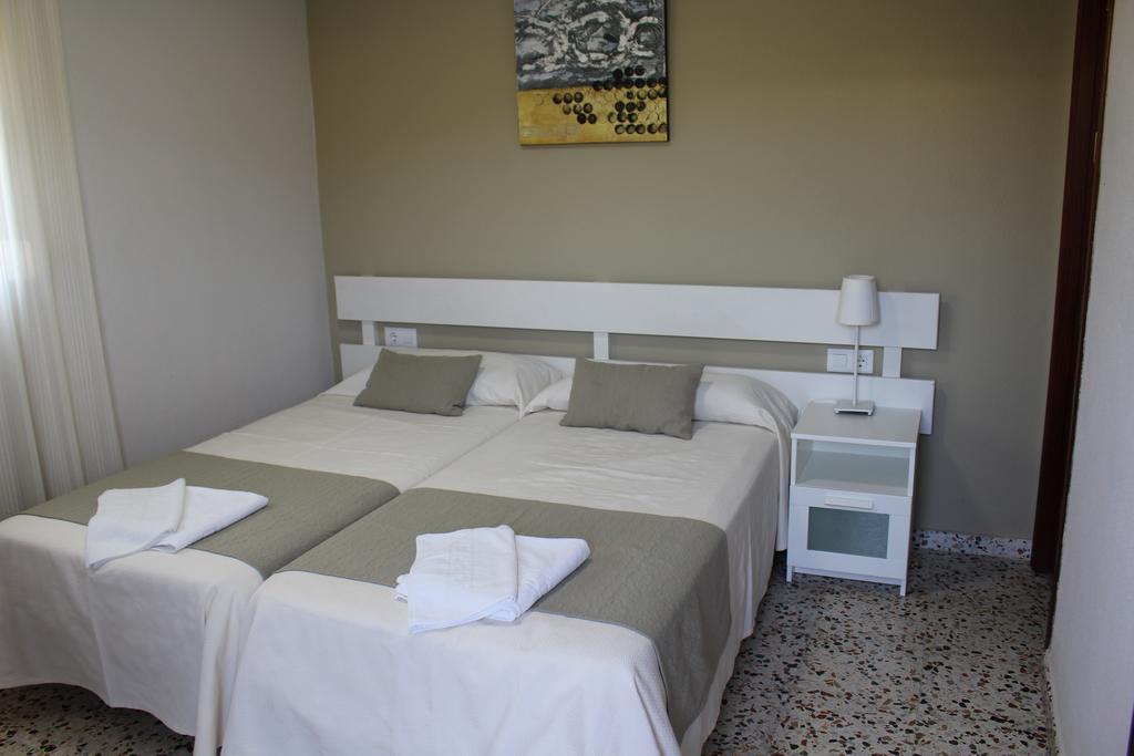 Apartamentos Bolonia Paraiso エクステリア 写真