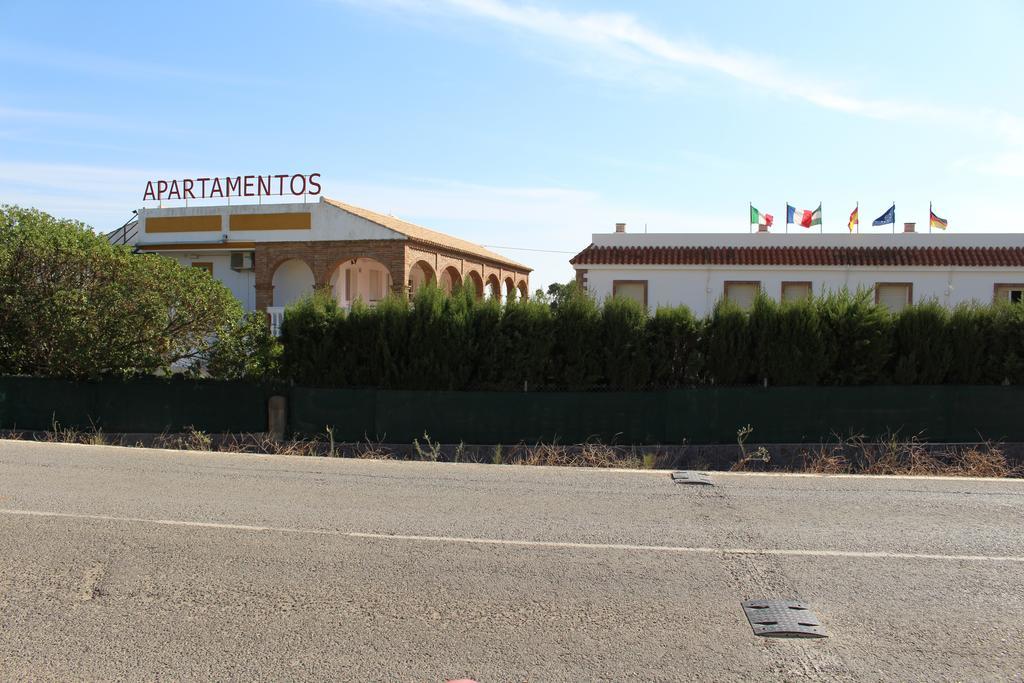 Apartamentos Bolonia Paraiso エクステリア 写真