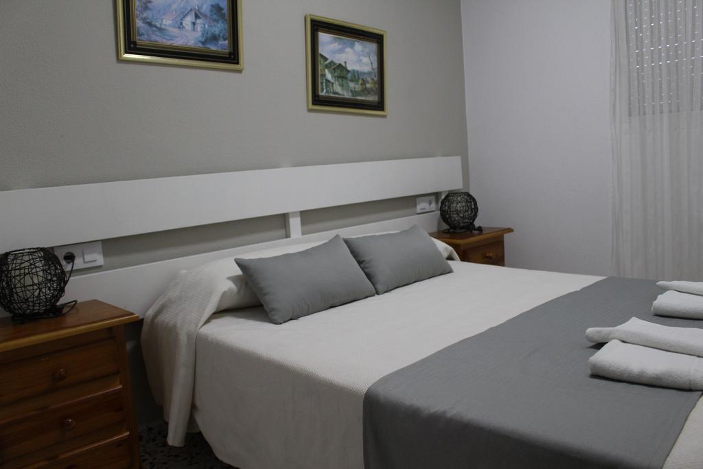 Apartamentos Bolonia Paraiso エクステリア 写真
