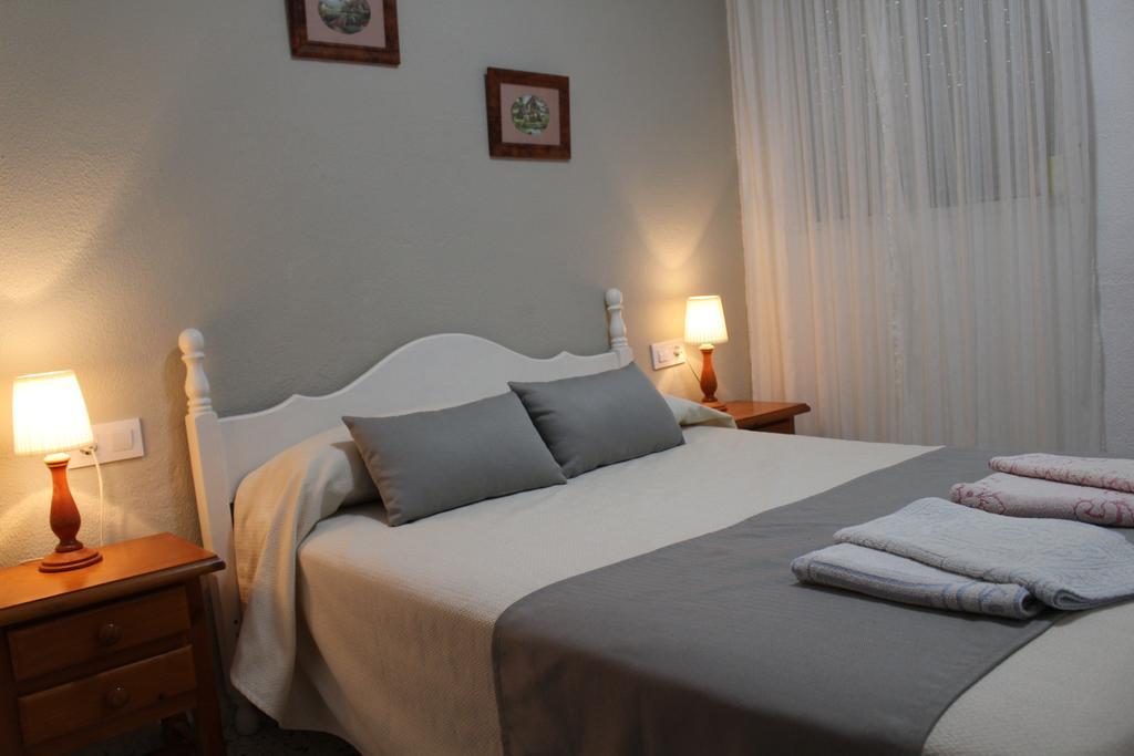 Apartamentos Bolonia Paraiso エクステリア 写真