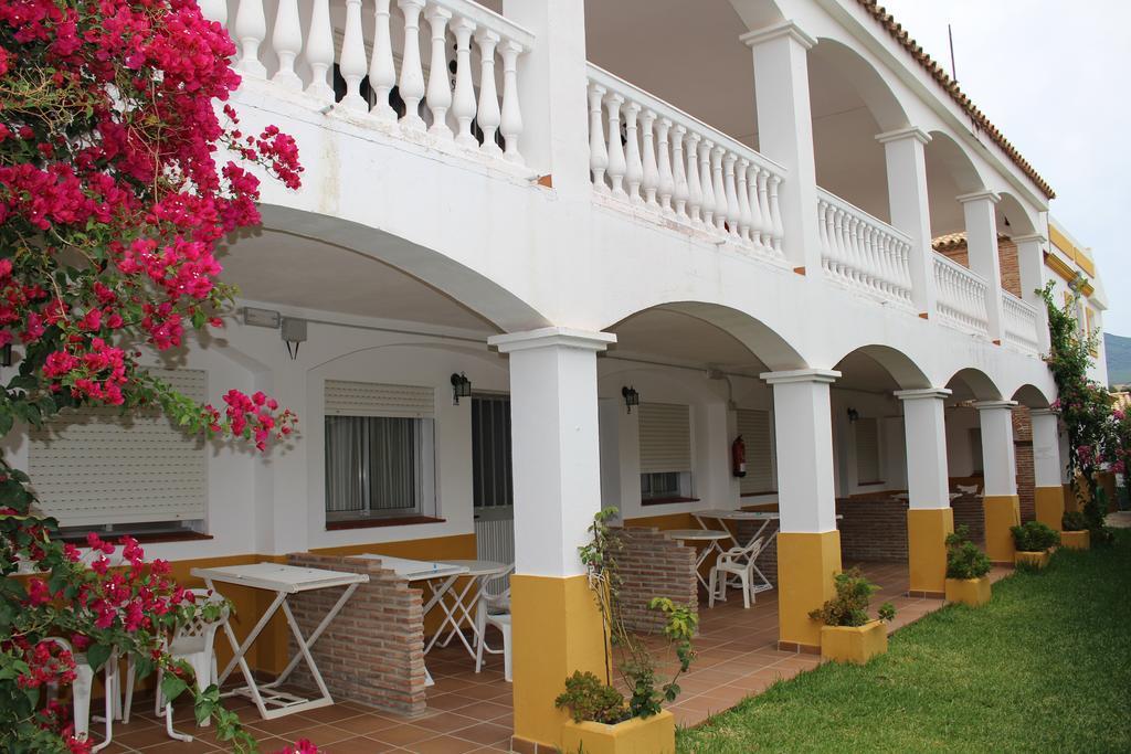 Apartamentos Bolonia Paraiso エクステリア 写真